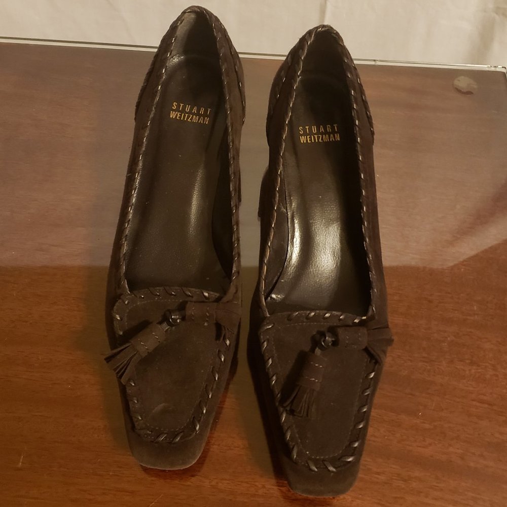 EUC Stuart Weitzman Brown Suede Tassel Pumps 7.5